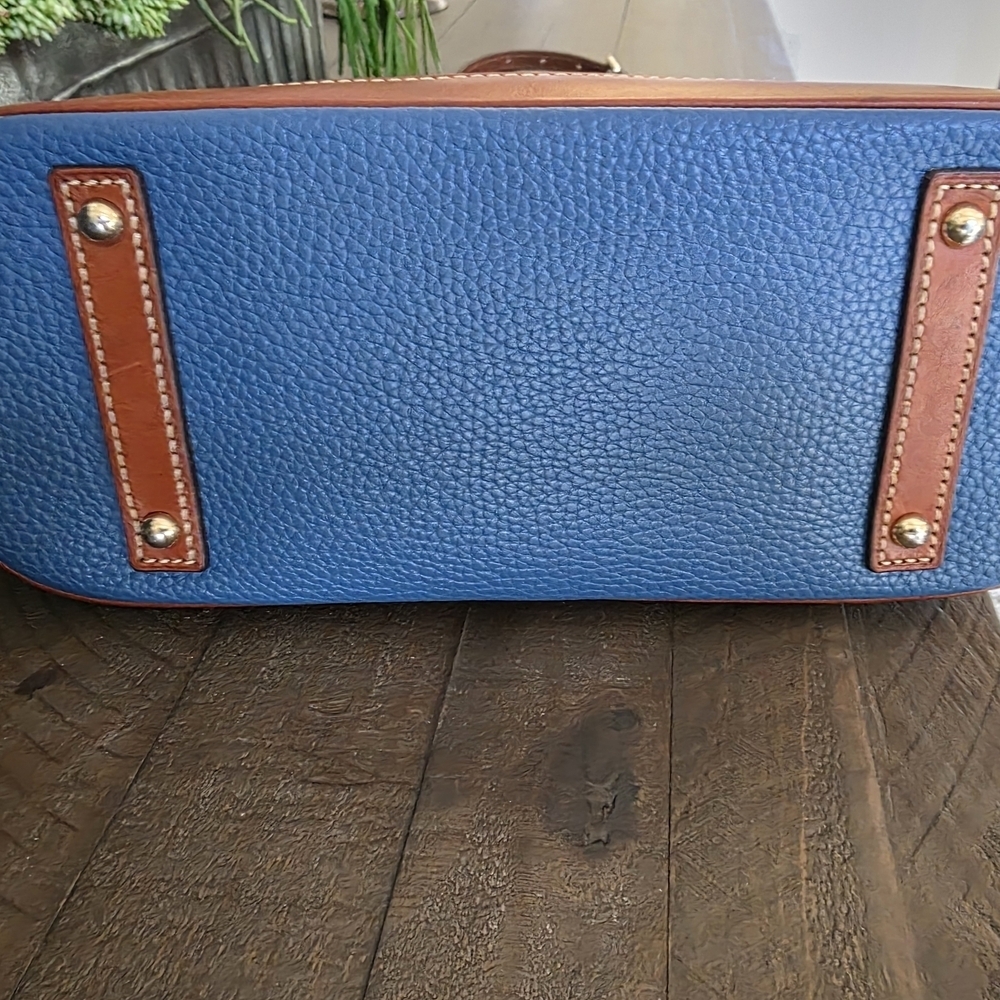 Dooney & Bourke Pebblegrain Zip Top Dome Satchel/Crossbody In The Color Jeans - Picture 7 of 13
